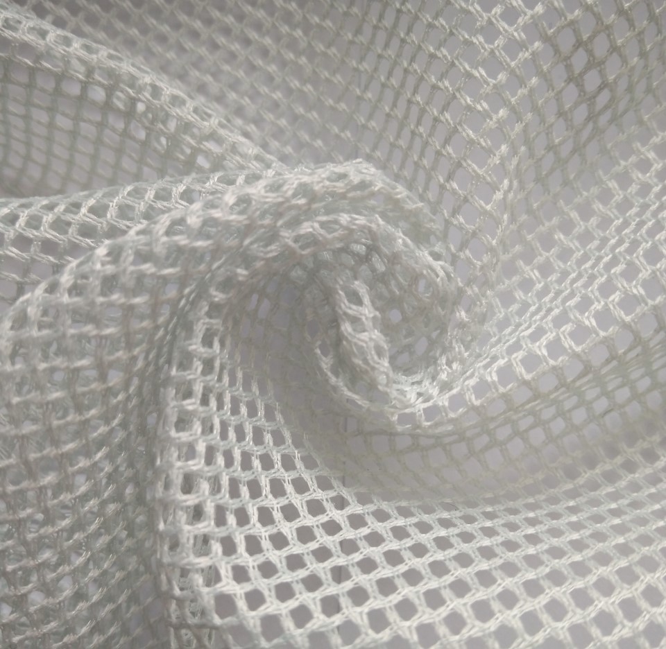 网布面料-全涤四角网布，时装专用